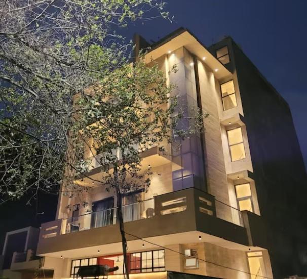 Hotel Global Corporate נוידה מראה חיצוני תמונה